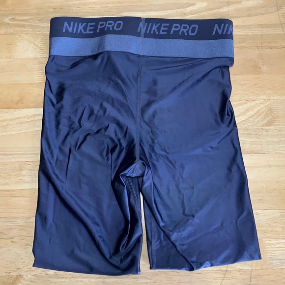 Nike Pro Hypercool Cropped Training Tights Size M - Picture 2 of 6